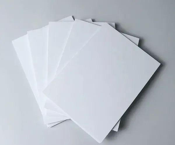 Aplikasi dari kertas berbasis bubur kayu