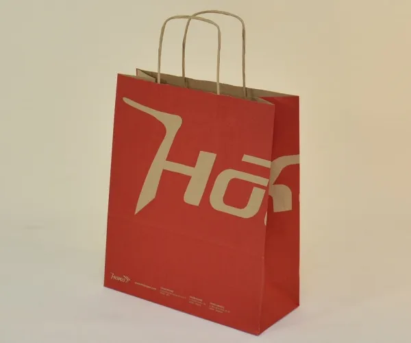 Penggunaan kertas Kraft: Dari kemasan hingga aplikasi kreatif & ramah lingkungan