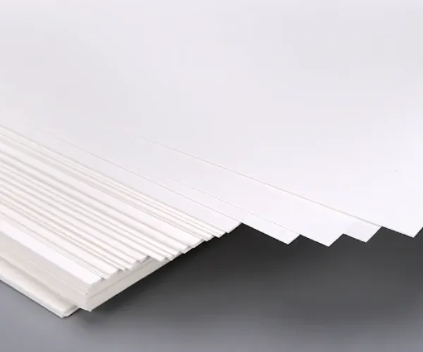 Dampak kaku kertas pada kualitas kemasan dan kinerja pencetakan